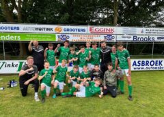 Rekken O14 wint vermakelijk duel van Sportclub Lochem